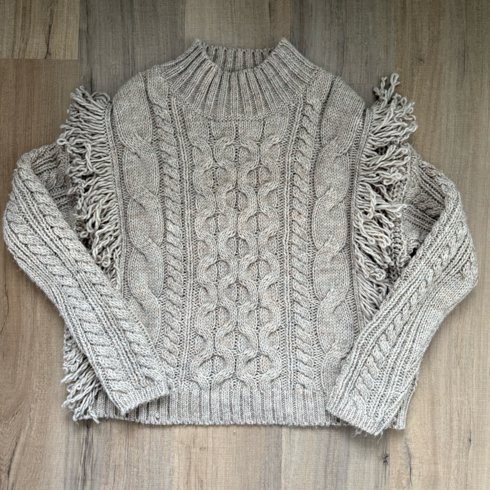 Universal Thread Beige Cozy Grandmacore Fringe Women’s Cable Knit Sweater